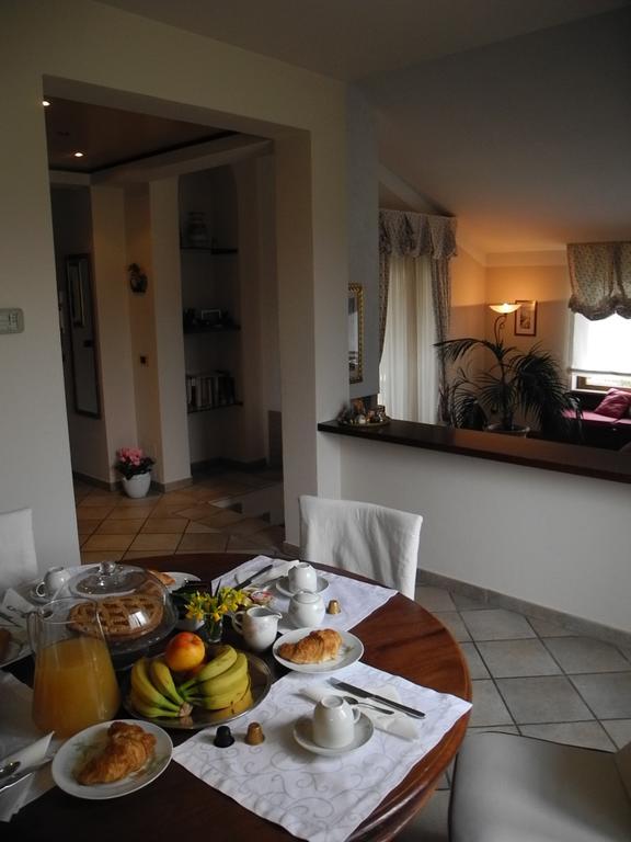 Villa Campo Dei Fiori Casciago Екстериор снимка